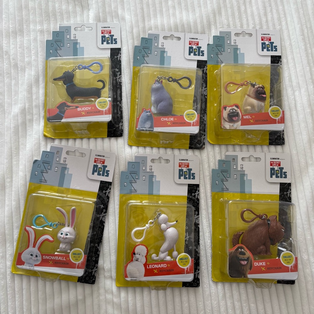 BRAND NEW IN BOX The Secret Life of Pets Keychain LOT of 6
